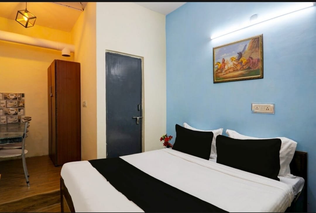 Roomshala Hotel Malviya Inn - Near Malviya Nagar Delhi